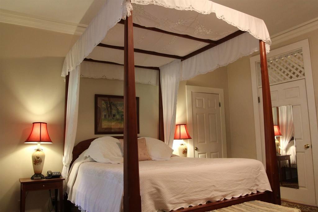 Corners Mansion Inn - A Bed And Breakfast Vicksburg Bilik gambar